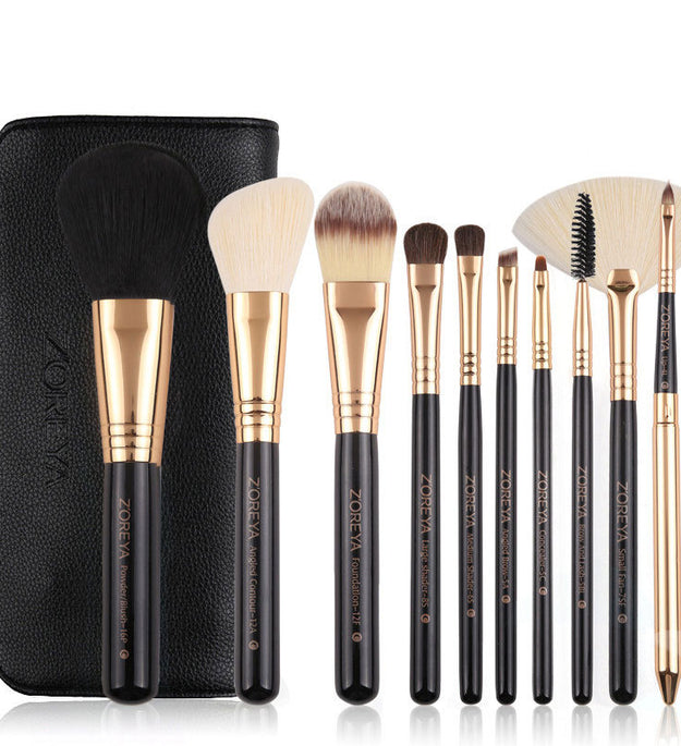 Portable makeup brush
